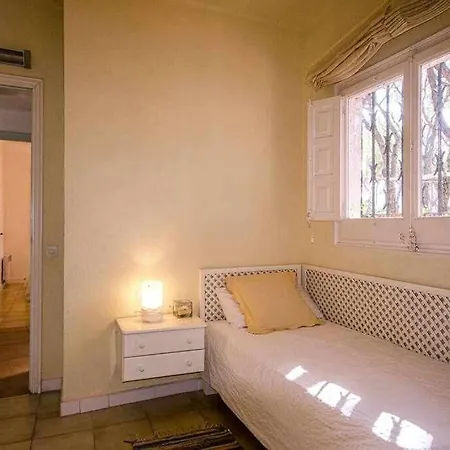 Bonita Casa Con Jardin En Vakantiehuis *