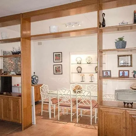 Bonita Casa Con Jardin En