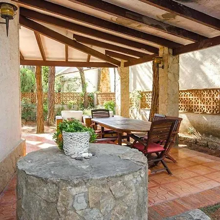 Bonita Casa Con Jardin En Платья-де-Аро