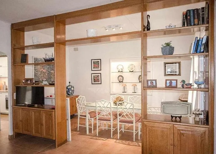 Bonita Casa Con Jardin En