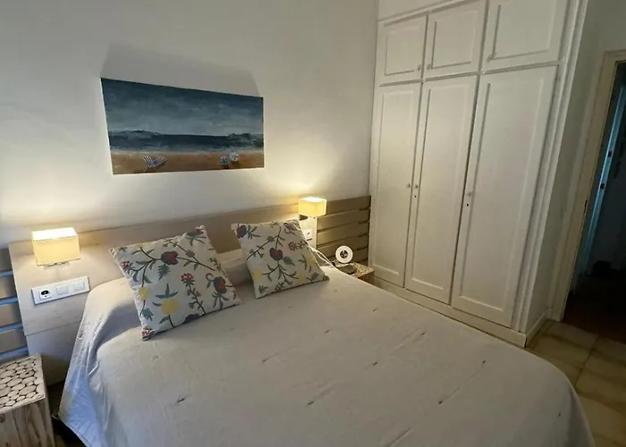 Bonita Casa Con Jardin En Semesterbostad